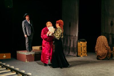 Всегда один