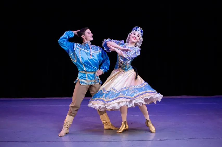 Фотография  для Вихрь танца в Рождество