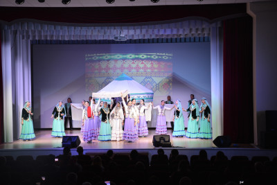 В семье единой