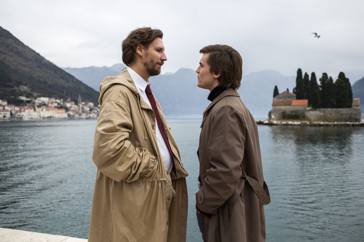 Фотография  для Семь вёрст до рассвета