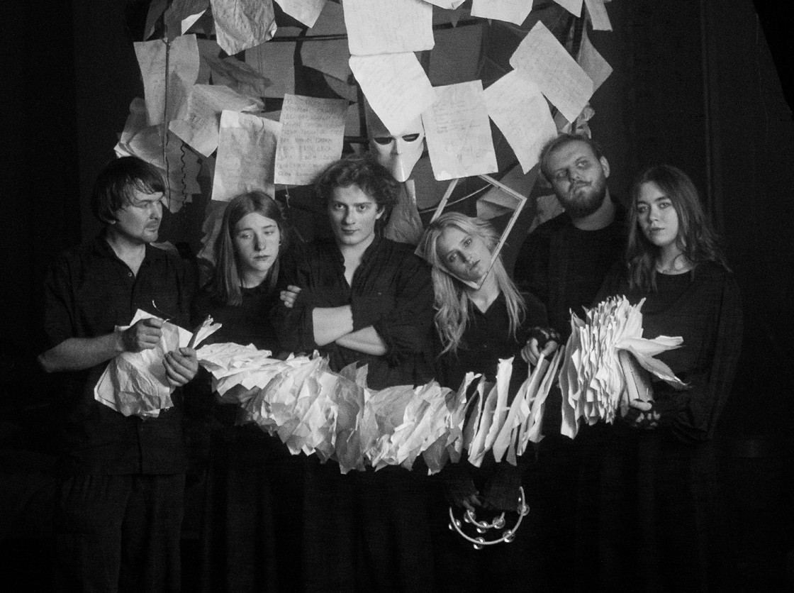 Фотография  для Бонд с кнопкой