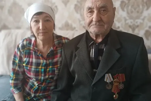 Свыше 100 пенсионеров Башкирии нашли приемные семьи