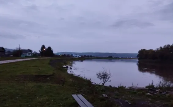 Уровень воды в башкирской реке поднялся до тревожных отметок