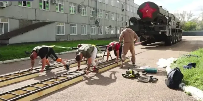 Возьмут на буксир ракетный комплекс «Тополь-М»: атлеты из Башкирии решили побить мировой рекорд