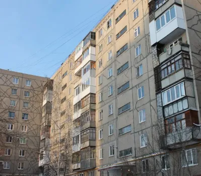 В Уфе укрепят фундамент домов, рядом с которыми уходят под землю машины