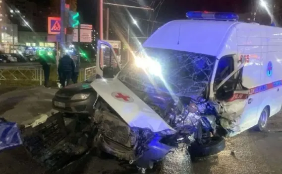 В Сипайлово произошло ДТП с участием машины скорой помощи
