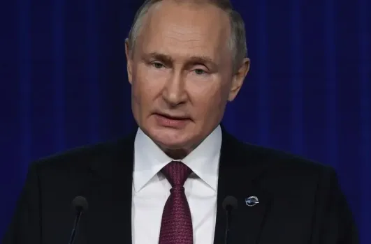 Президент РФ Владимир Путин наградил двух жителей Башкирии