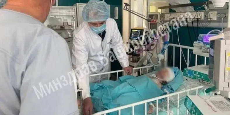 Отец выбросил трехлетнюю дочь из окна в Уфе: девочку перевели из реанимации