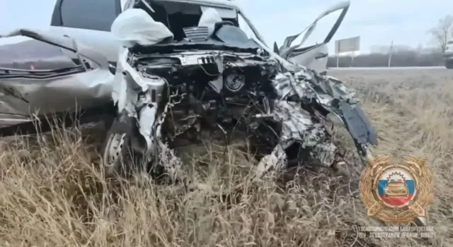 Смертельное ДТП в Башкирии: в результате столкновения грузовика и легковушки погиб мужчина