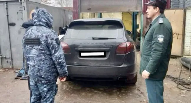 У жителя Башкирии арестовали Porsche Cayenne за неуплату транспортного налога