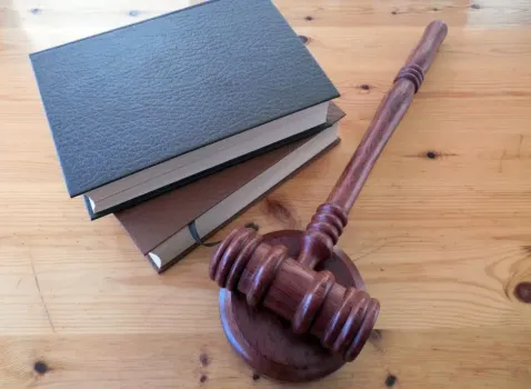 В Уфе раскрыта коррупционная схема: под суд отправили директора и завуча гимназии