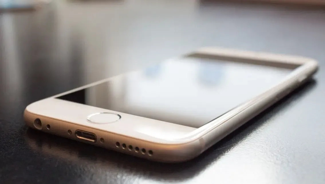 Жителям Башкирии рассказали, сколько детям можно пользоваться смартфонами