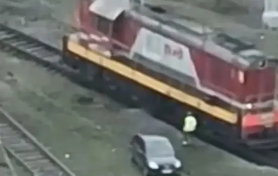 Беспилотник снял кражу дизельного топлива на ж/д станции в Башкирии