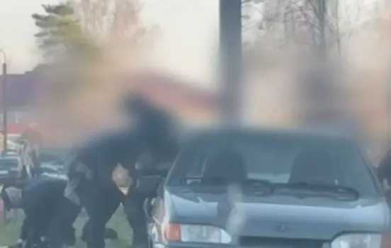 Похищали, унижали и избивали подростков: в Башкирии задержали банду вымогателей