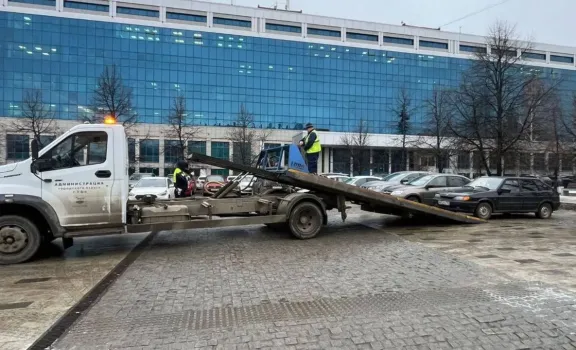 Массовая эвакуация машин продолжается в Уфе: за что наказывают водителей