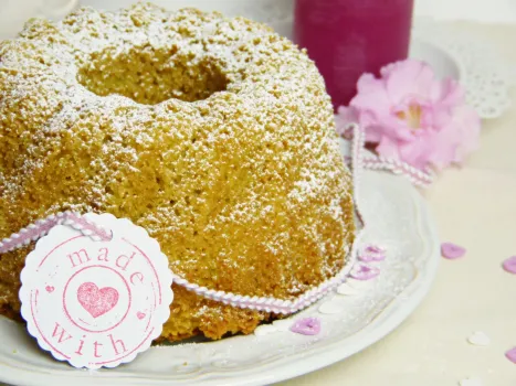 Легкий торт на йогурте без муки: 5 простых ингредиентов и 10 минут вашего времени — просто тает во рту