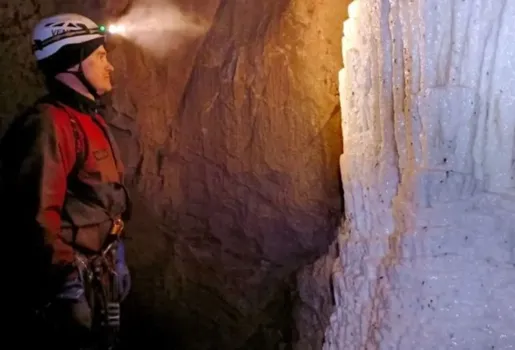 В Башкирии нашли новую пещеру: спелеологи приступили к изучению