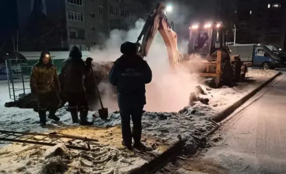 Прорыв теплопровода в Белорецке: без отопления остались жилые дома и социальные объекты