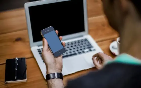 Житель Уфы слил в соцсети интимные фото с бывшей