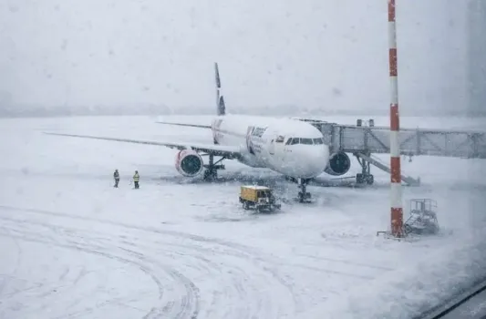 Состояние было критическое: уфимский врач спас пассажира самолета, летевшего в Москву