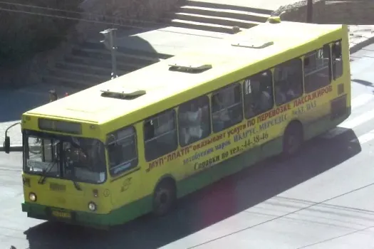 Отсутствие автобусного сообщения в Татлах создает проблемы для школьников