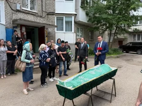 В Уфе похоронили погибших в ДТП медиков