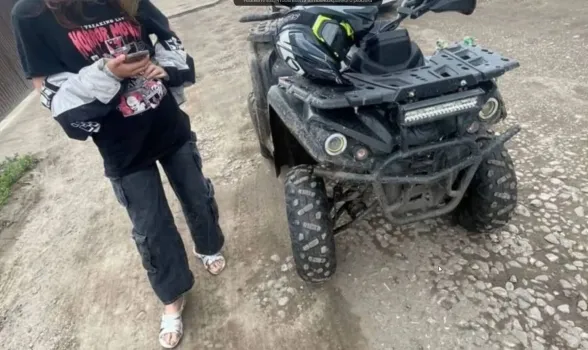 В Уфе сотрудники ГАИ остановили несовершеннолетнюю, разъезжавшую на квадроцикле «Хаммер»