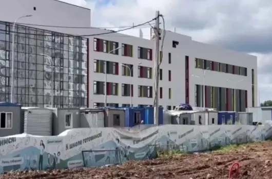 В Уфе на стройке школы не нашли материалов и рабочих