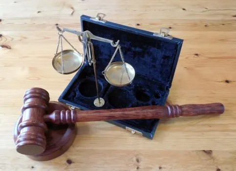 Силовики нагрянули с обысками в Министерство туризма РБ