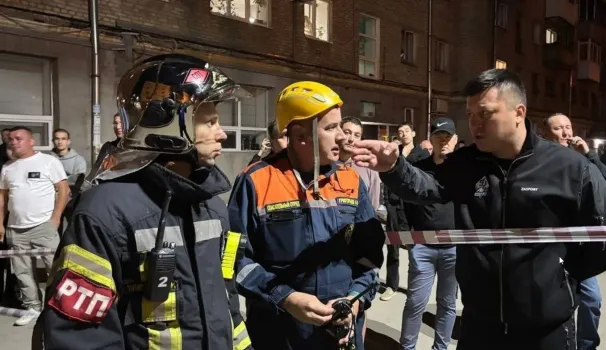 Мэр Уфы прокомментировал обрушение стены здания расселенного общежития