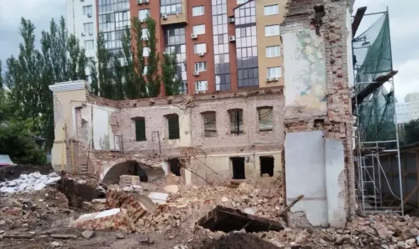 В Уфе обрушился исторический Дом Душиных