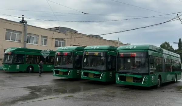 В Уфу прибыли пять троллейбусов с автономным ходом