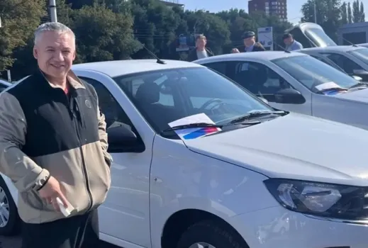 Власти подарили машины пострадавшим на производствах жителям Башкирии