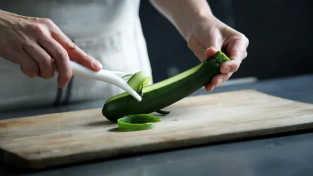 Кабачки в томатах на скорую руку — вкус как из детства: рецепт бомба — домочадцы едят всю зиму