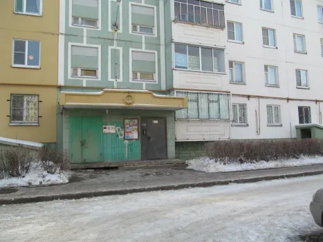 В Уфе начался демонтаж аварийного подъезда на улице Жукова