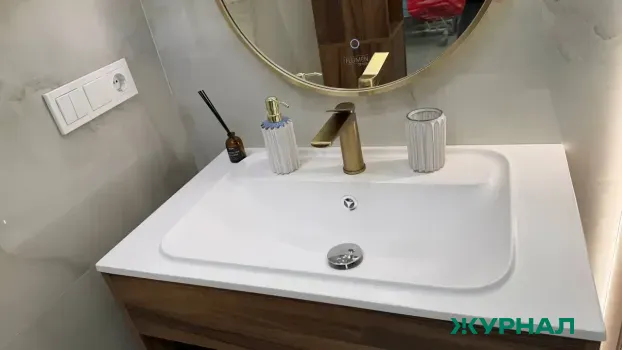 Отсутствие горячей воды в доме на Невского, 30: жильцы платят за проблемы с вентиляцией