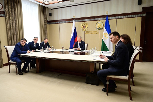 Хабиров обсудил реализацию нацпроекта &laquo;Инфраструктура для жизни&raquo;