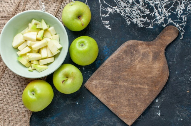 Польский яблочный пирог с безе: простой рецепт для уютного вечера