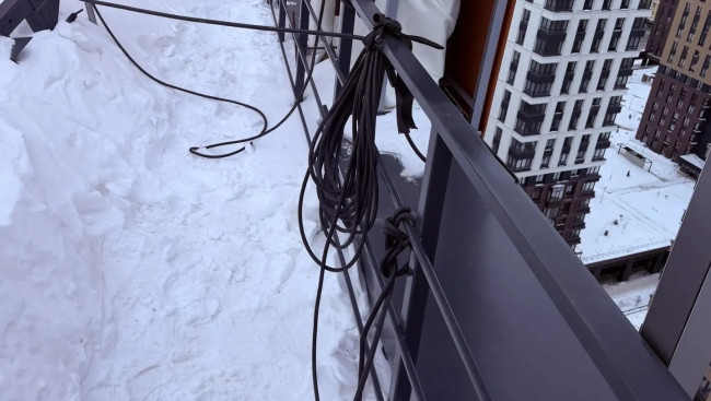 На стройке в Уфе после падения с высоты в 69 метров погиб рабочий