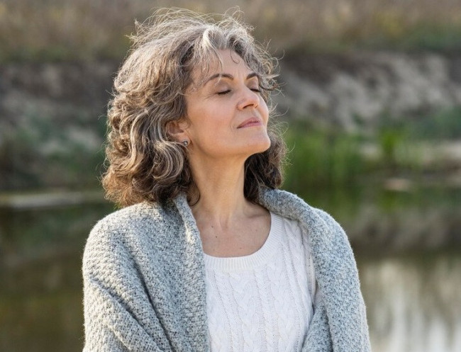 Откажитесь от 4 разрушительных желаний после 50 и обретите гармонию