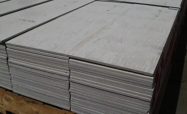 Цементно-стружечные плиты: как выбрать идеальный материал для фасада вашего дома