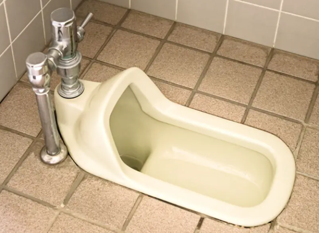 Японские туалеты: как сидеть правильно и избежать неприятностей