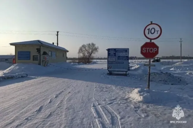 Ледовая переправа в Староянзигитово закрыта из-за потепления