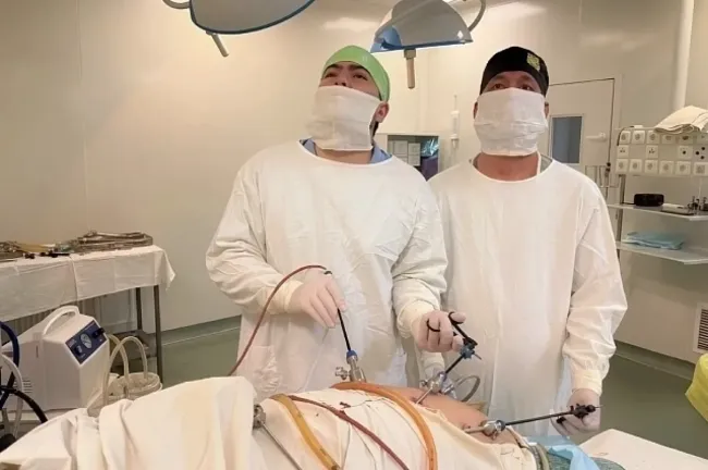 Хирурги Сибайской горбольницы успешно удалили пупочный свищ у 18-летней пациентки