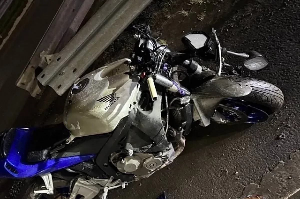 В Уфе мотоциклист попал в больницу после столкновения с четырьмя автомобилями