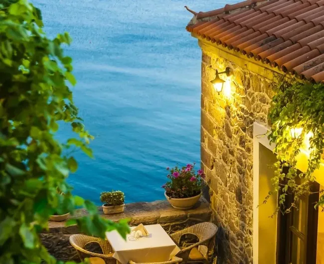 Переезд в Абхазию: как открыть гостиницу и избежать проблем с местными