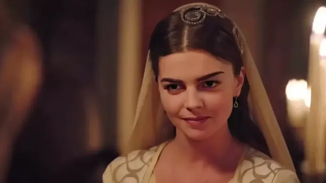 Туба Бюйюкюстюн могла сыграть Михримах в &laquo;Великолепном веке&raquo;, но отказалась