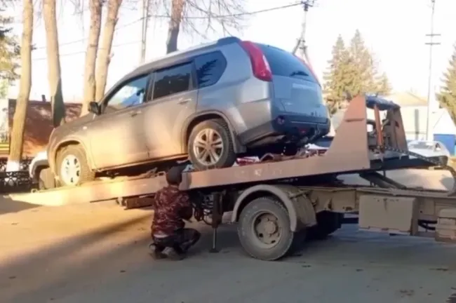 В Башкирии задержали женщину без прав за рулем угнанной машины