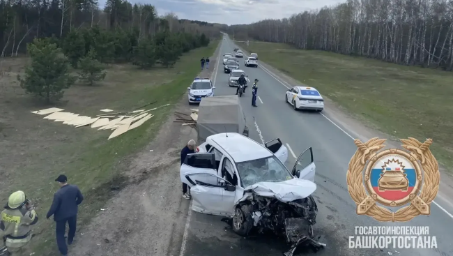 Столкновение автомобилей в Бирском районе: пострадали четыре человека