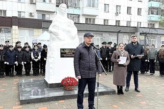 В Уфе открыли благоустроенный сквер имени партизанки Клавдии Абрамовой